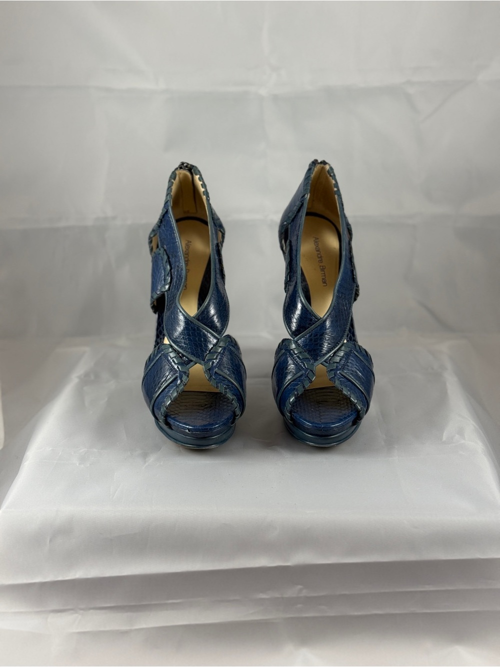 Alexandre Birman Navy Blue Python Snakeskin Platform Sandals Size 6